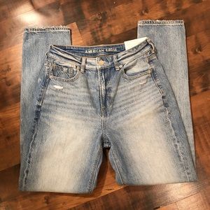 AE Mom Jean